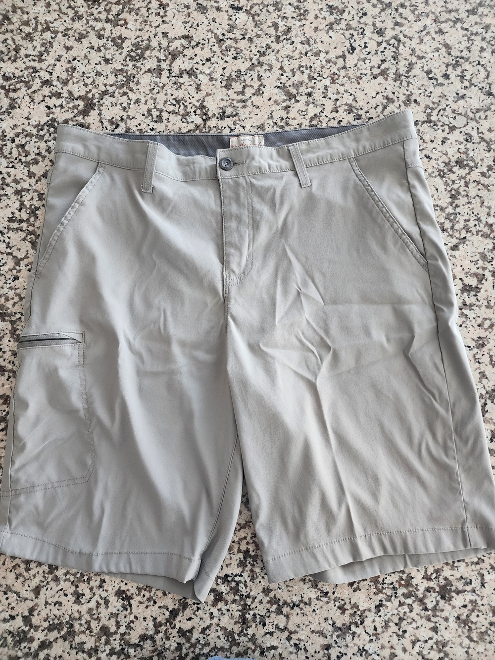Men's Weatherproof Vintage Cargo Shorts Size 38 Light Grey